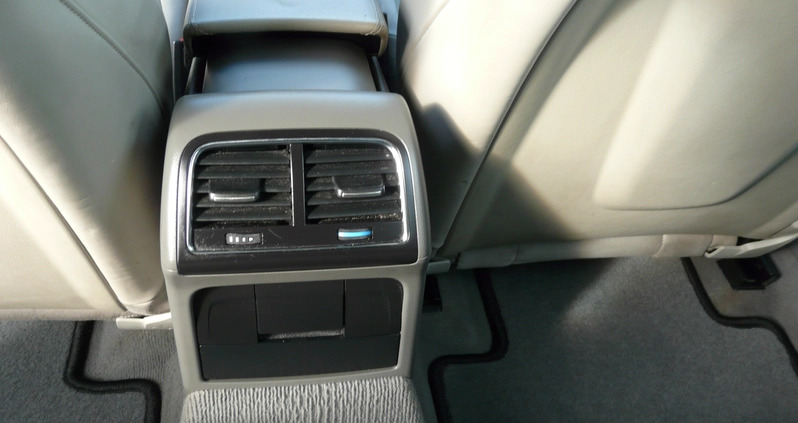 Audi A4 cena 29900 przebieg: 198000, rok produkcji 2009 z Zawiercie małe 407
